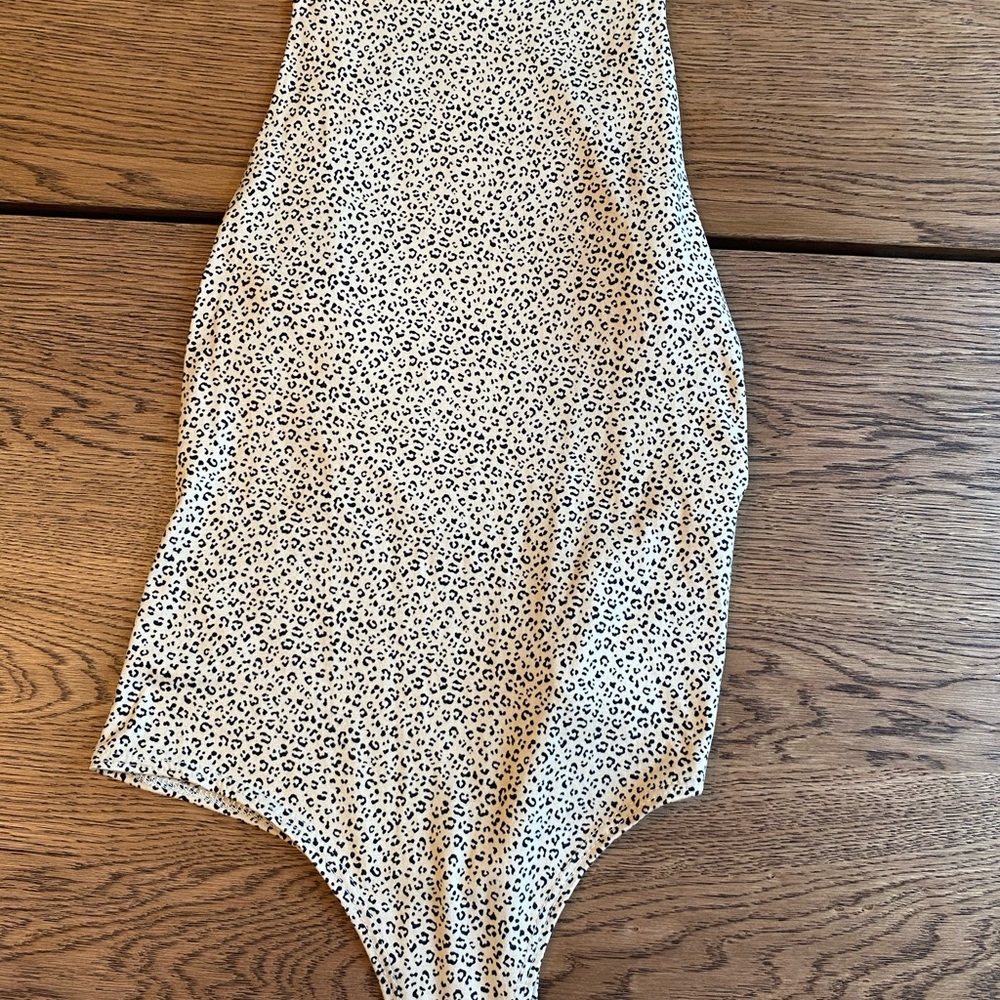 Patterned bodysuit - Picture 2 of 3